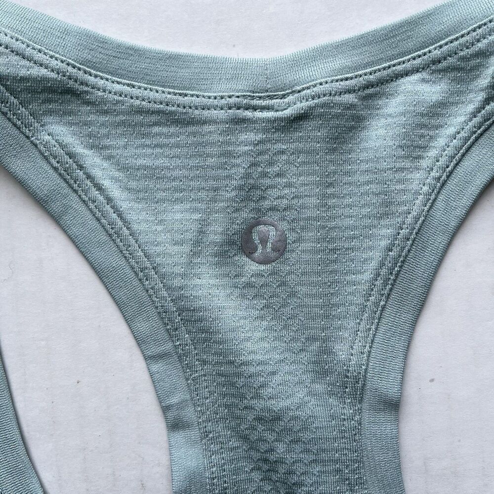 Lululemon Swiftly Tech Racerback Tank Top Lightweight Stretch Running Gym Size 8 - Picture 5 of 8